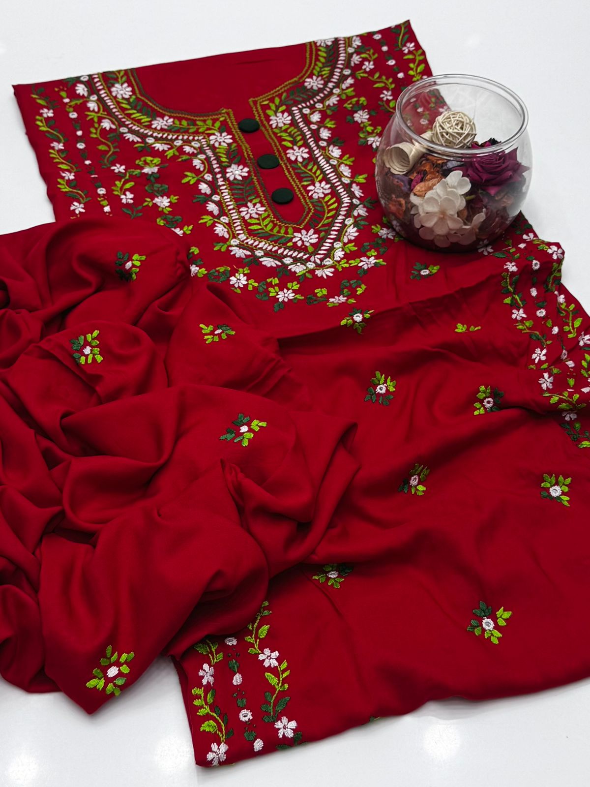 Winter Collection Linen Handmade Pakka Shehsa Work Shirt ,Plane Trouser And Linen Shawl 3Pc Dress