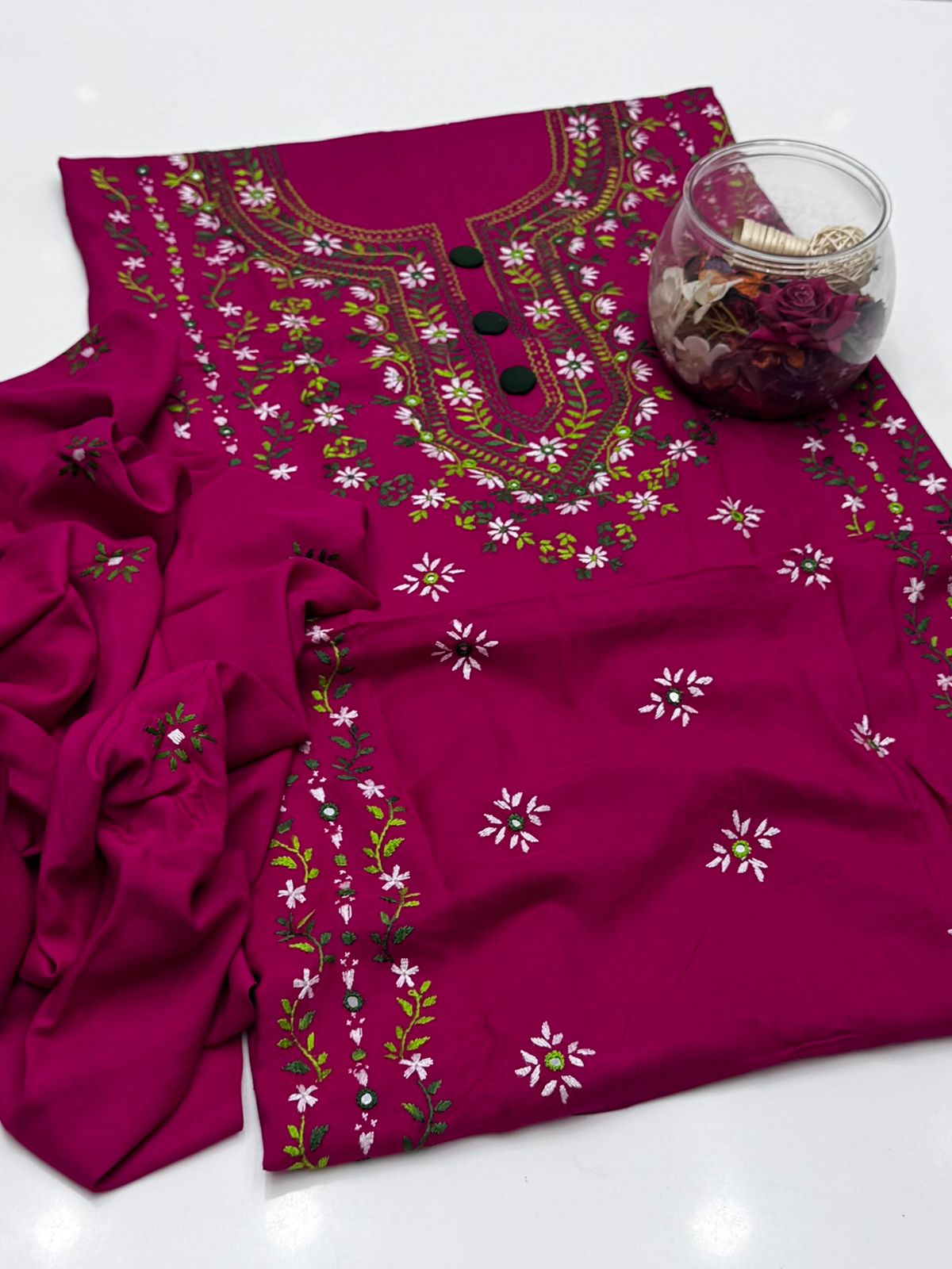 Winter Collection Linen Handmade Pakka Shehsa Work Shirt ,Plane Trouser And Linen Shawl 3Pc Dress
